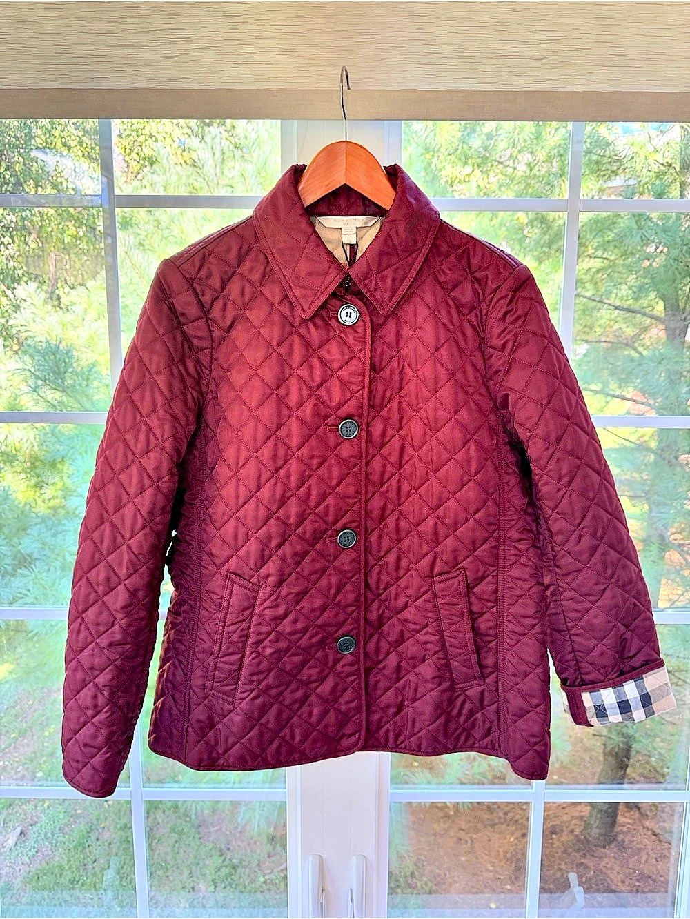 Burberry Quilted Jacket in Burgundy Size Extra Large